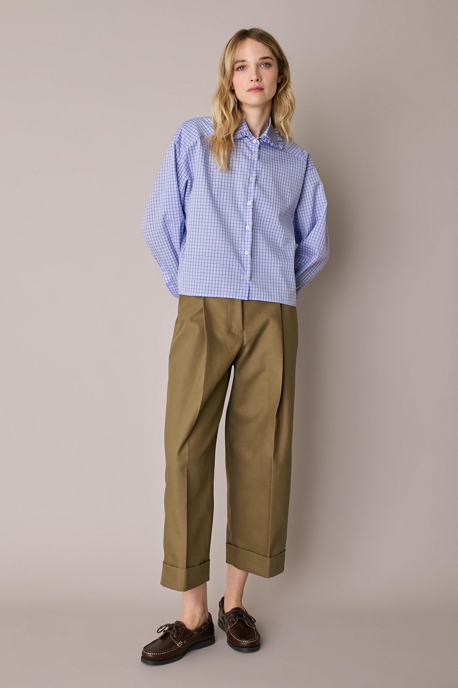 Camicia boxy con colletto volant
