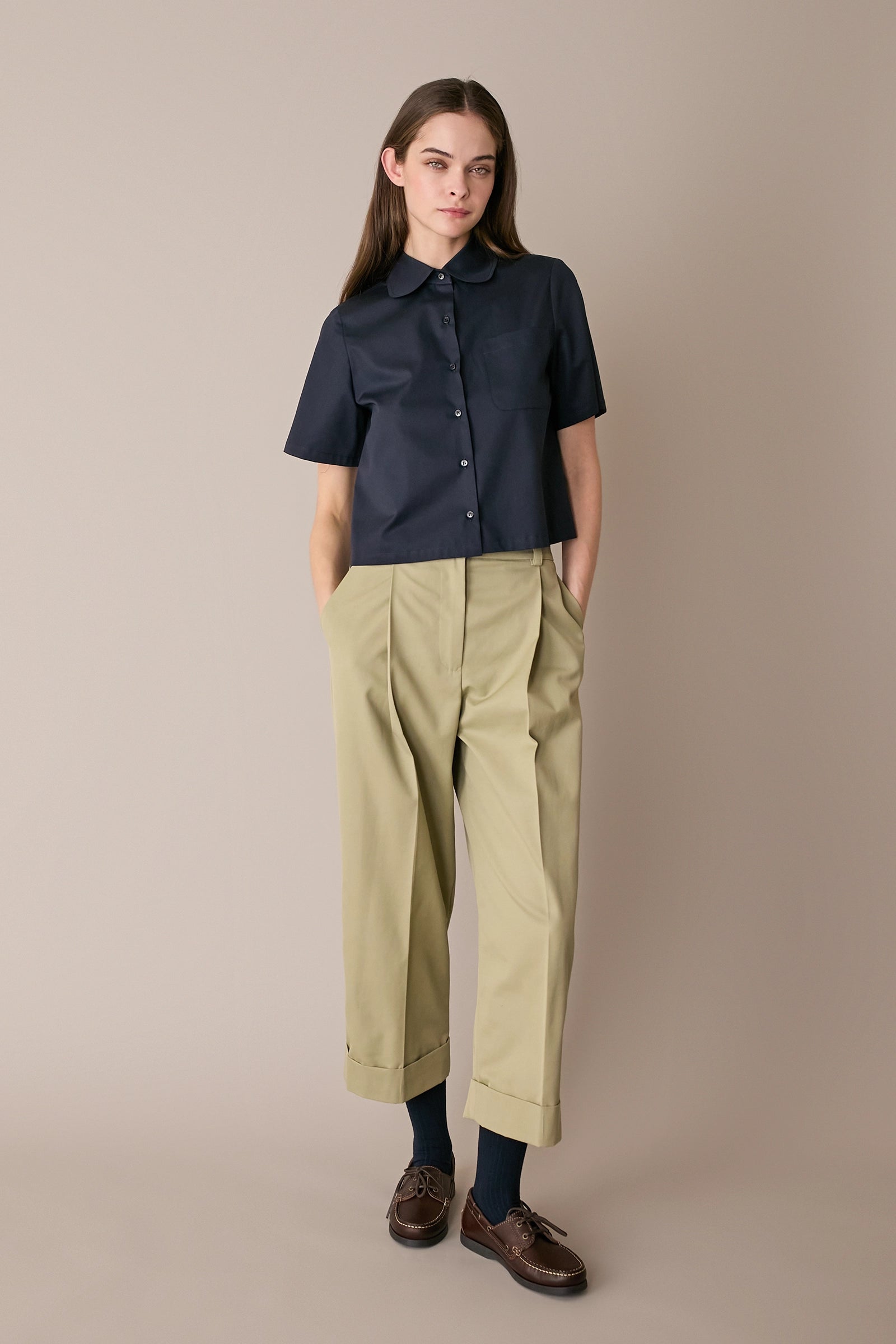 Camicia boxy in cotone con colletto stondato