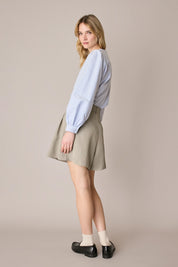 Camicia girocollo con maniche a sbuffo
