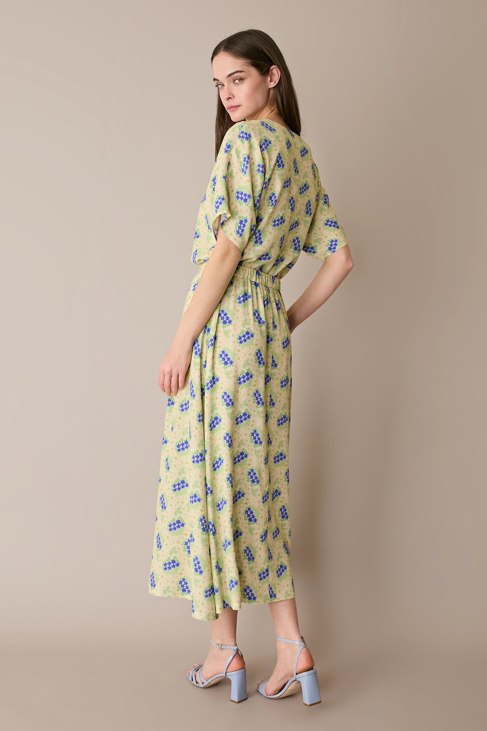 Floral shirt with kimono sleeves