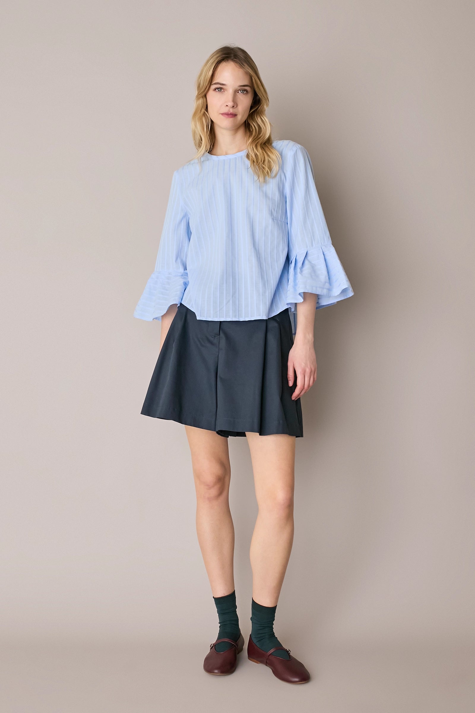 Top in cotone con maniche a campanella