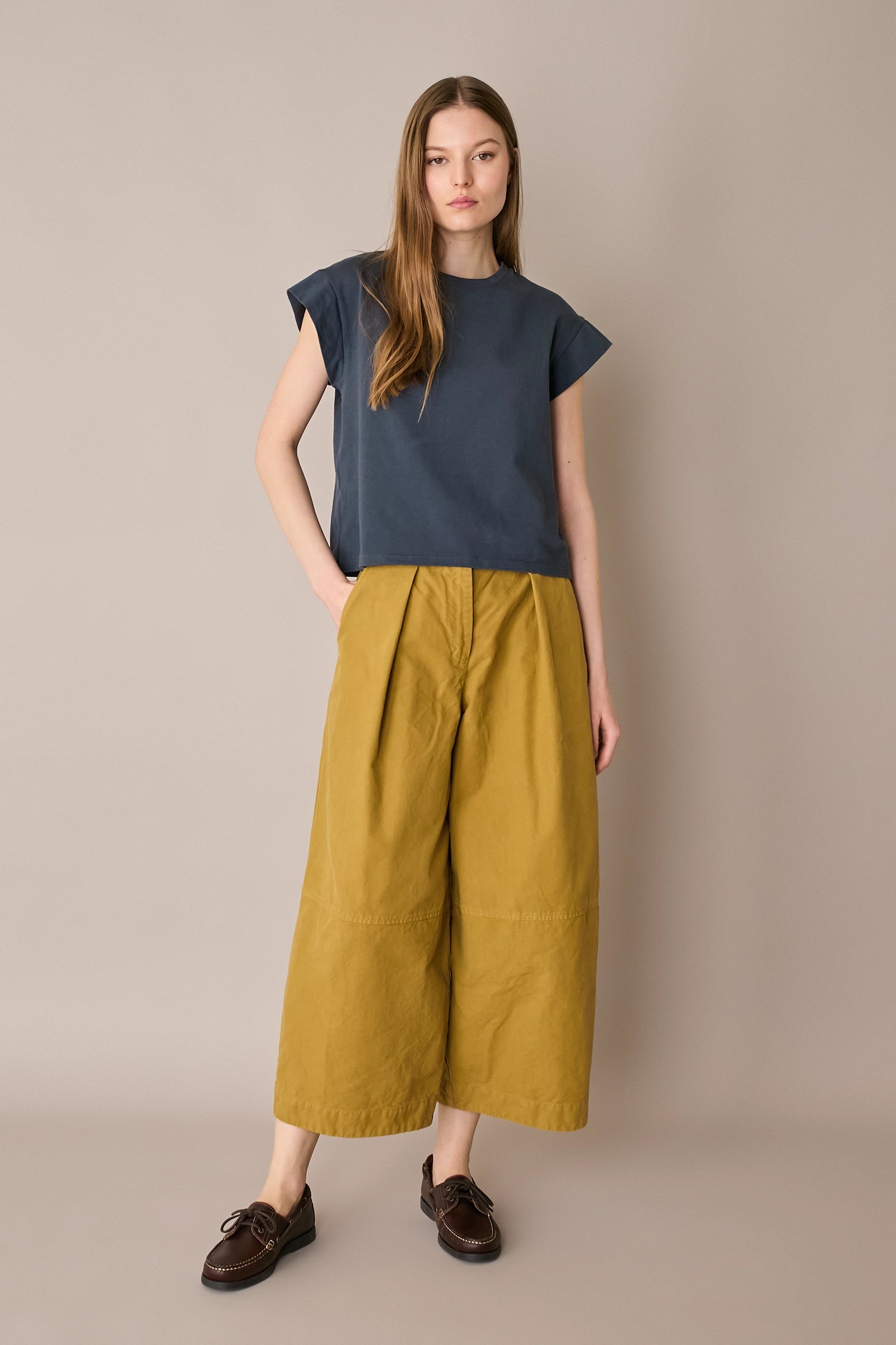 T-shirt con maniche a kimono