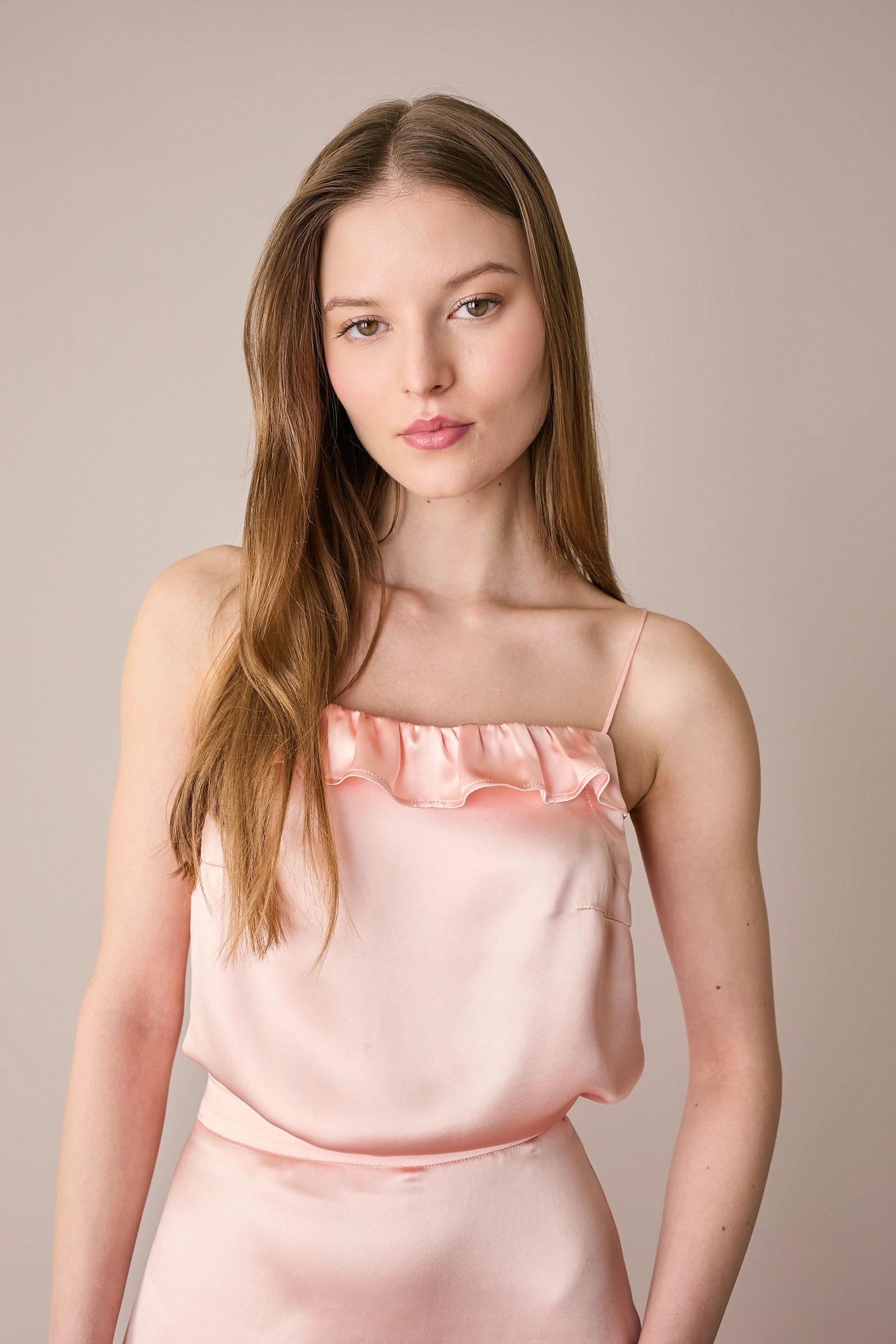 Top in blend di seta con spalline sottili