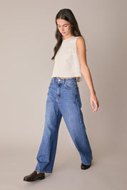 Top in lino con bottoncini