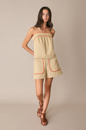 Contrast trim boxy top