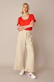 T-shirt con scollo ampio