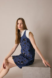 Abito in denim con ricami paillettes