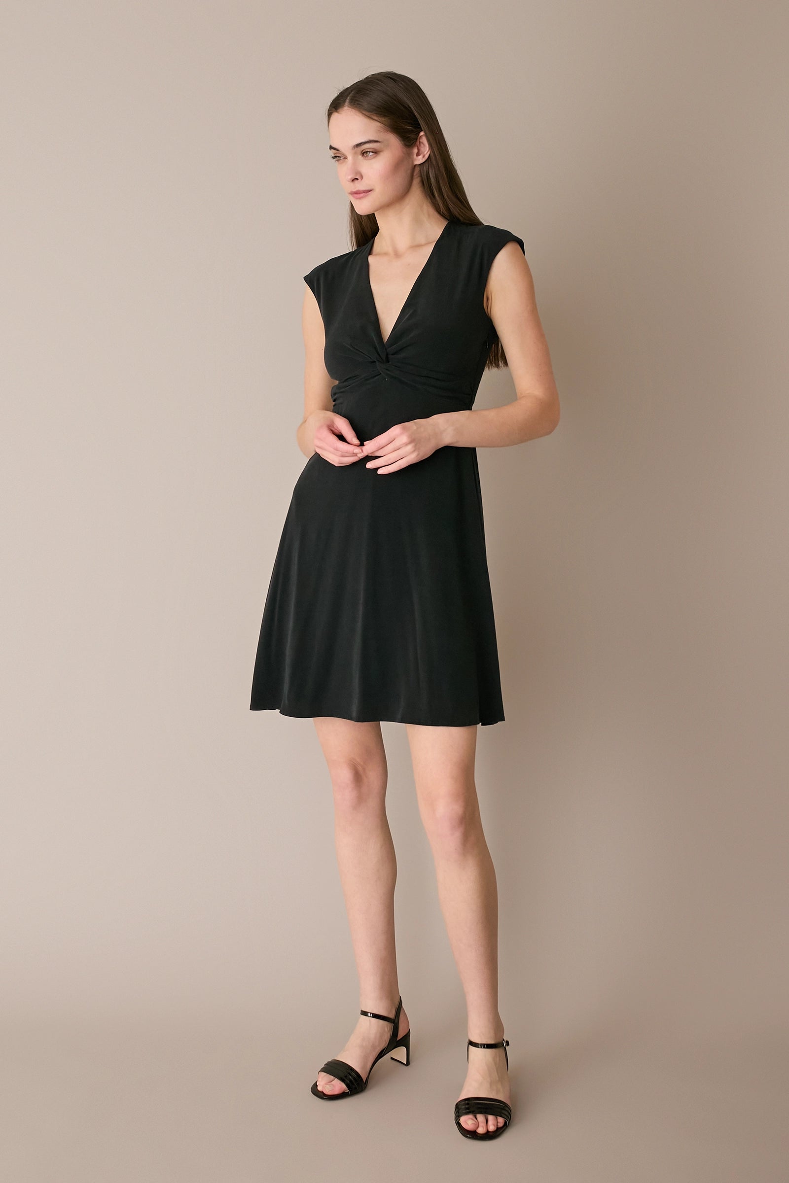 Stretch dress with twisted neckline