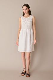 Linen dress with Valenciennes lace