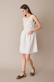 Linen dress with Valenciennes lace