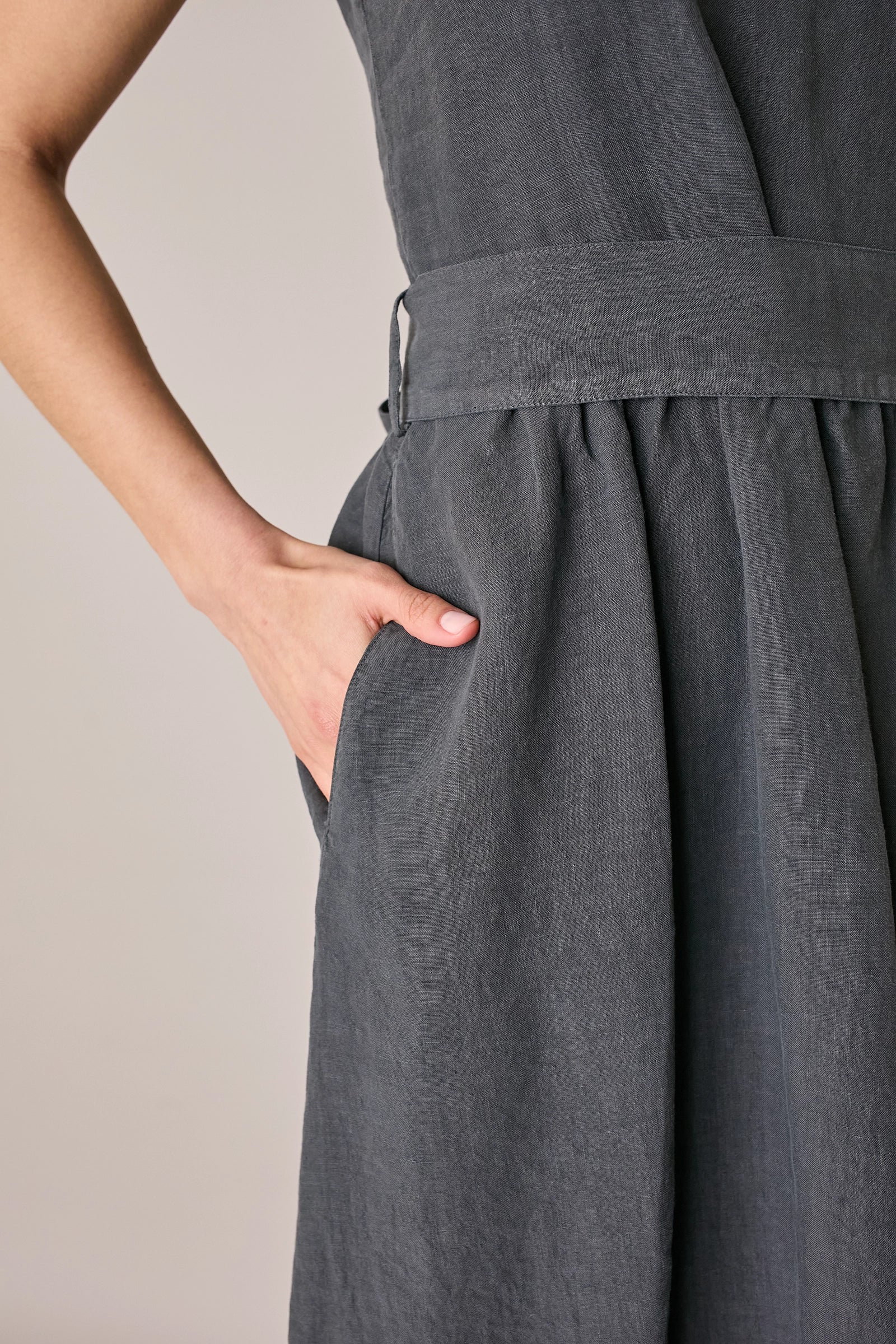 Long linen dress with matching belt