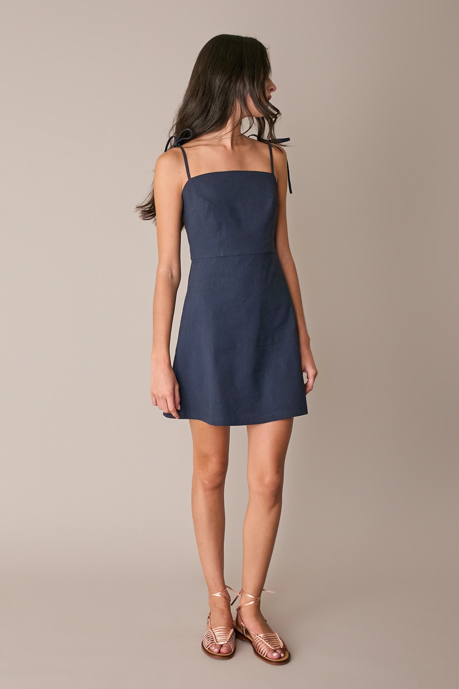 Abito in lino stretch