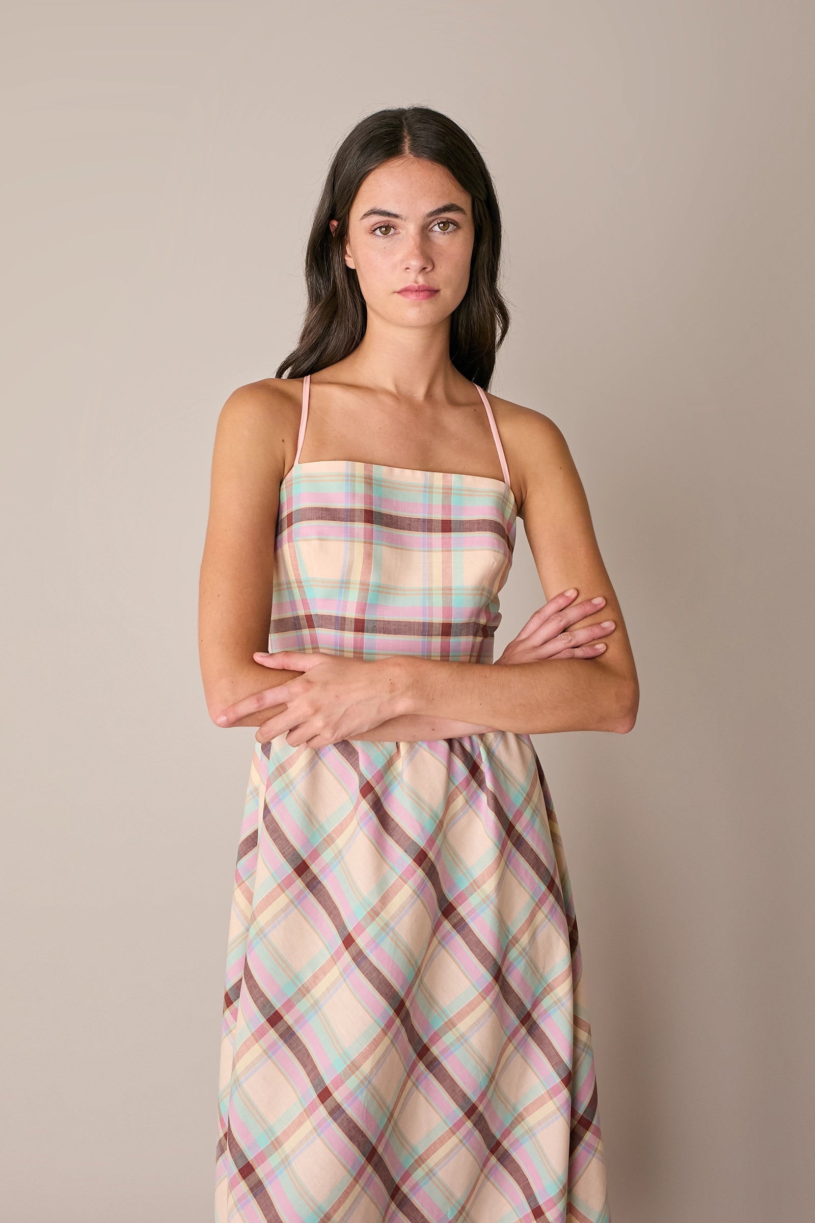 Open-back linen and cotton dress