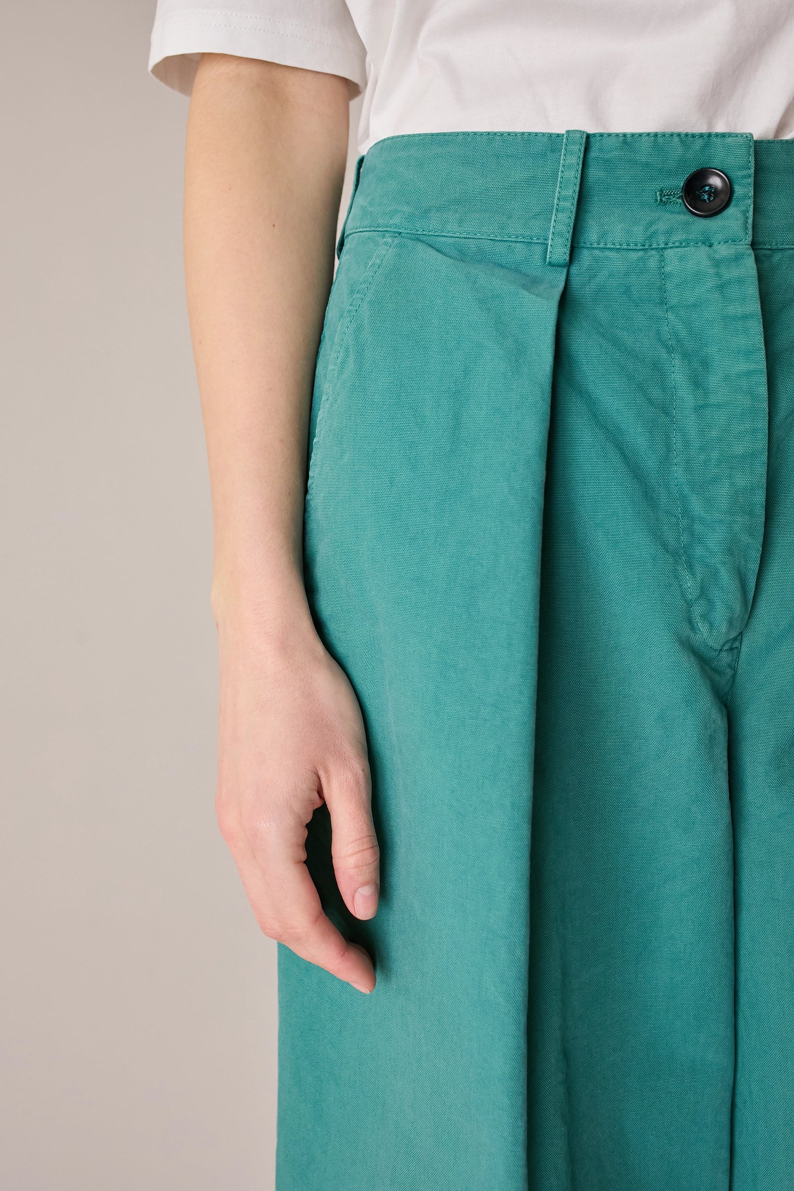 Pantaloni ampi in cotone