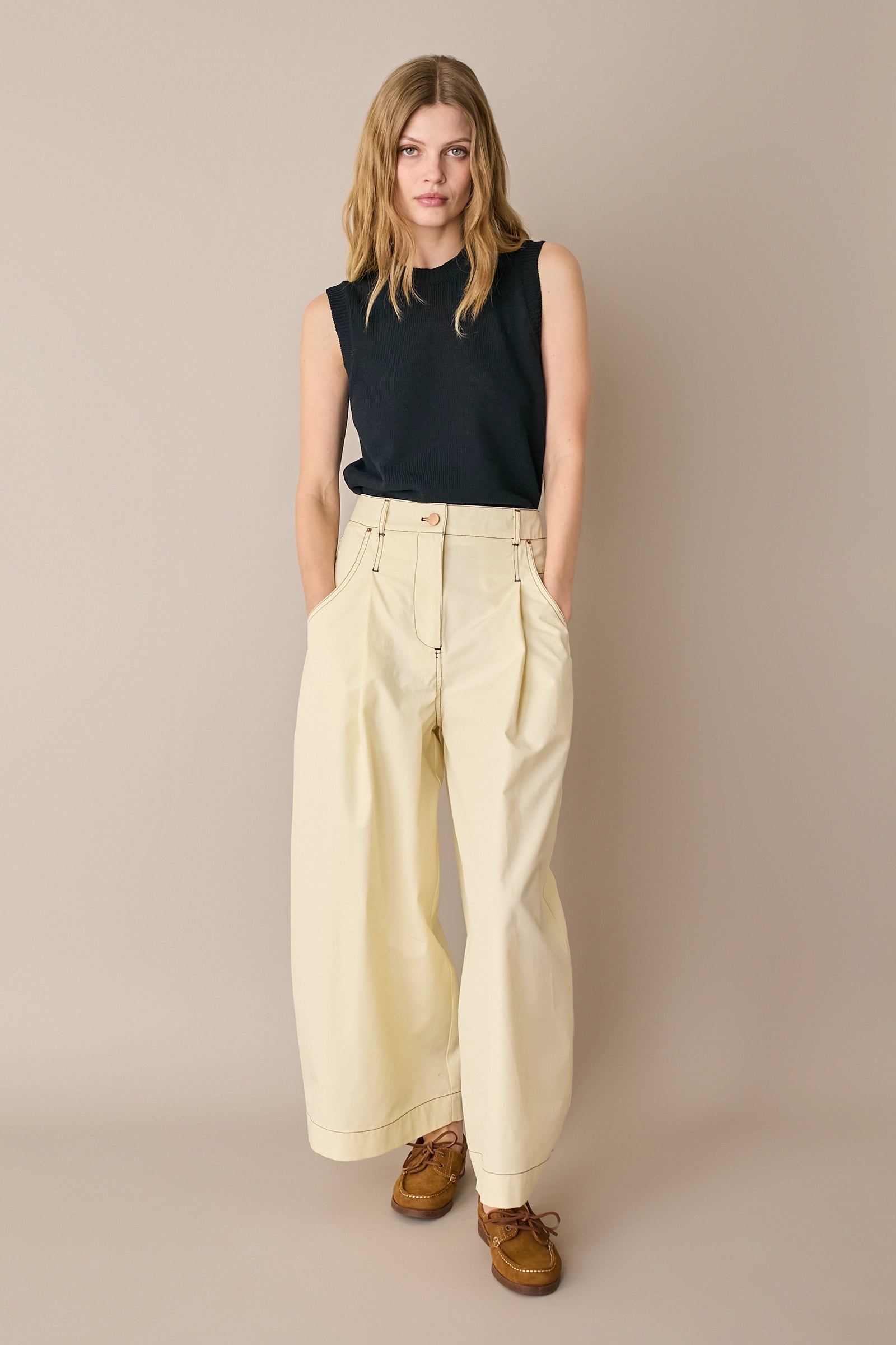 Pantaloni con impunture a contrasto – Everyday Wear