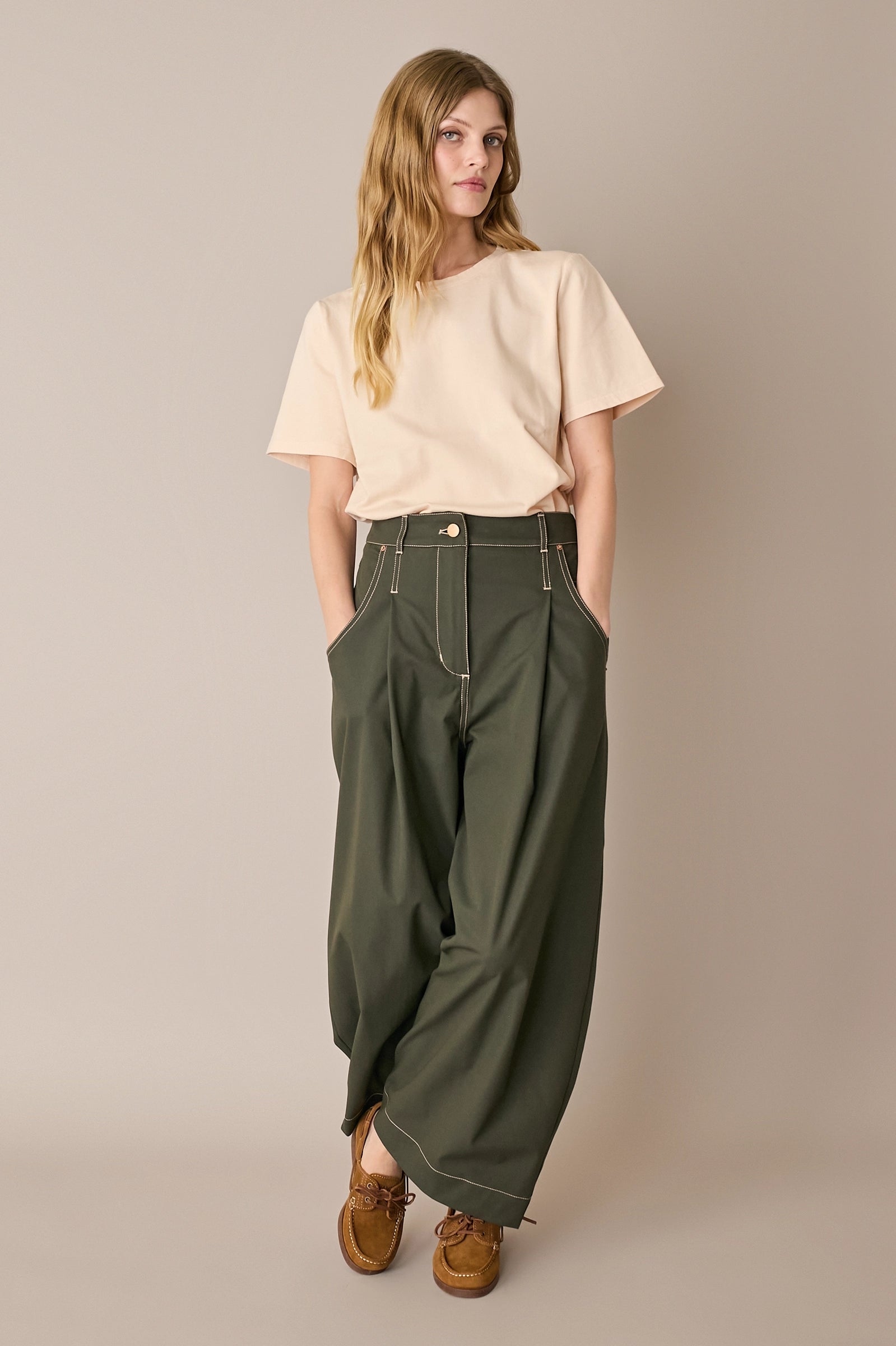 Pantaloni con impunture a contrasto – Everyday Wear