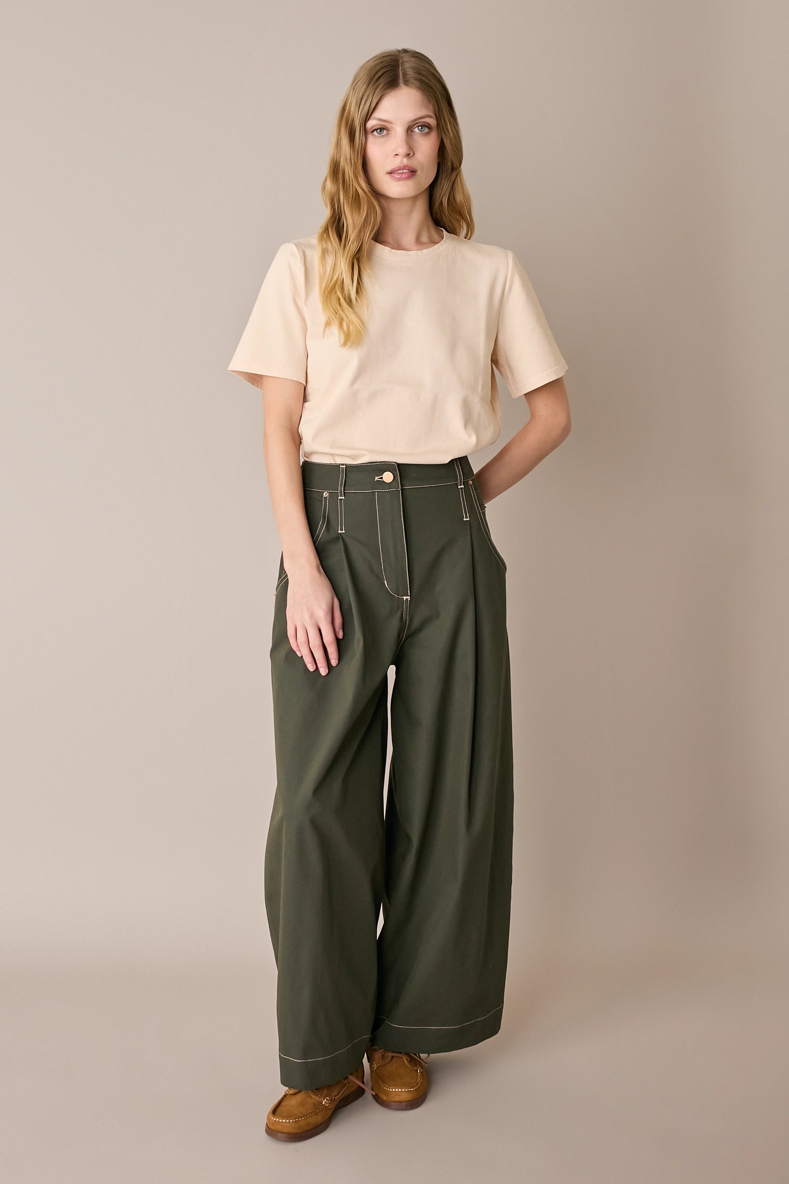 Pantaloni con impunture a contrasto – Everyday Wear