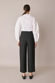 Pantaloni fluidi con pinces