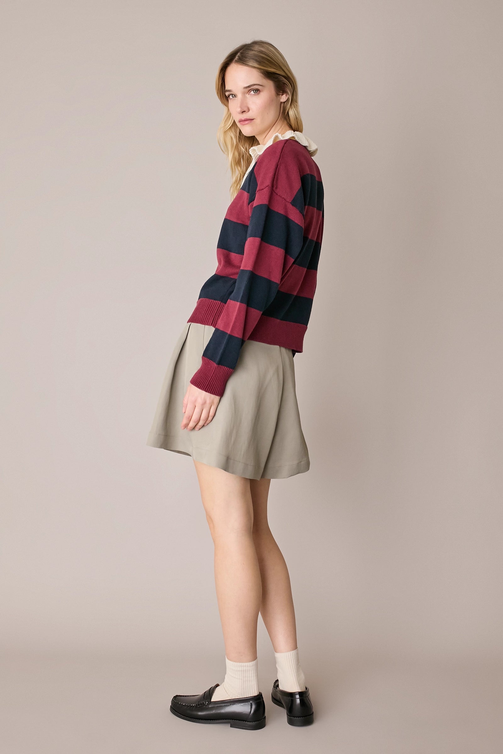Shorts in blend di lino con pinces