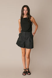 Pleated shorts