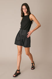 Pleated shorts