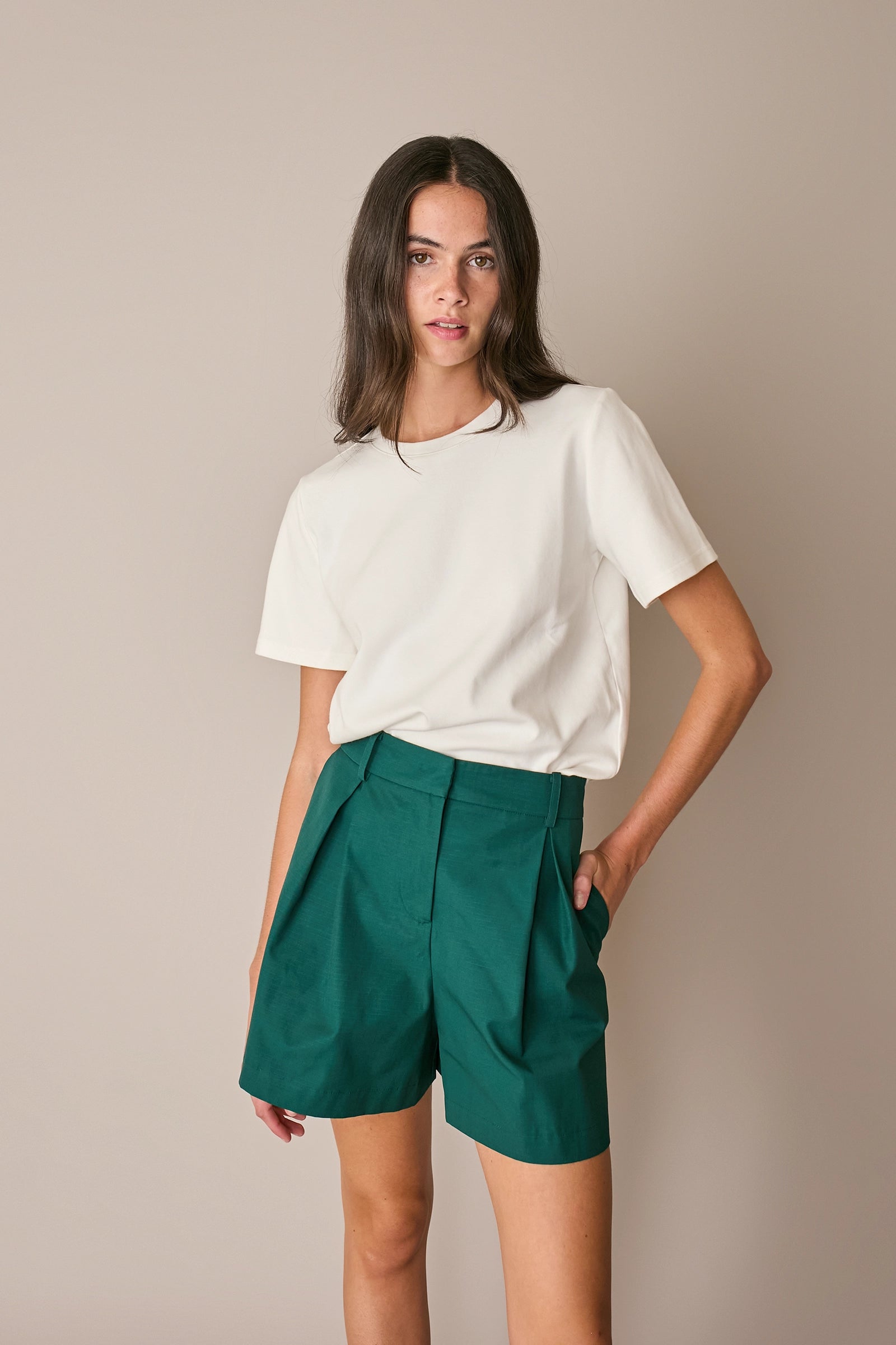 Pleated shorts