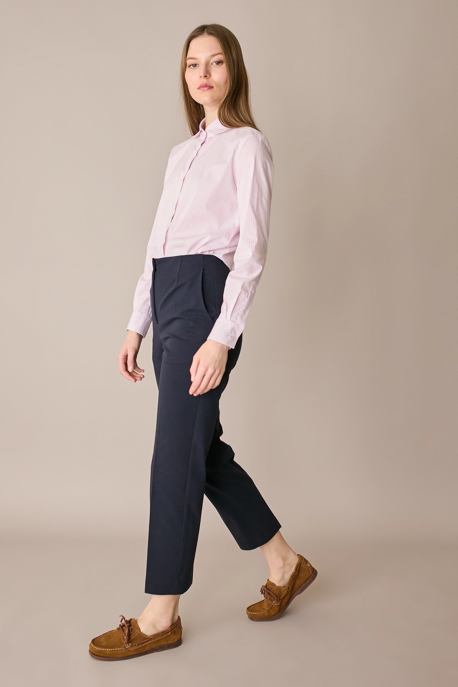 Pantaloni con piega in cotone elasticizzato