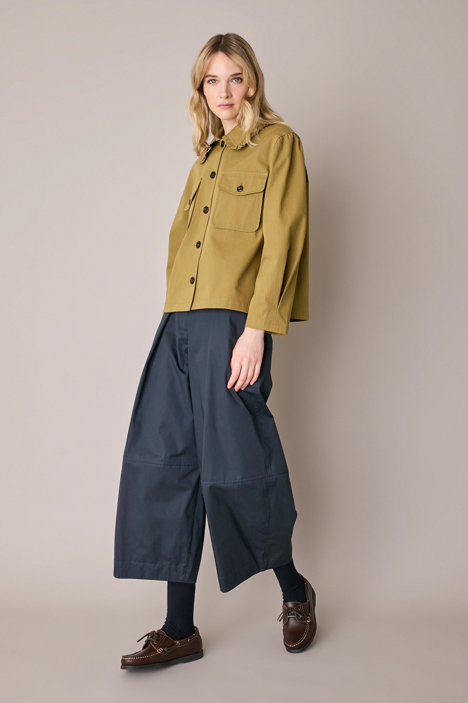 Ripstop cotton jacket with ruffled collar