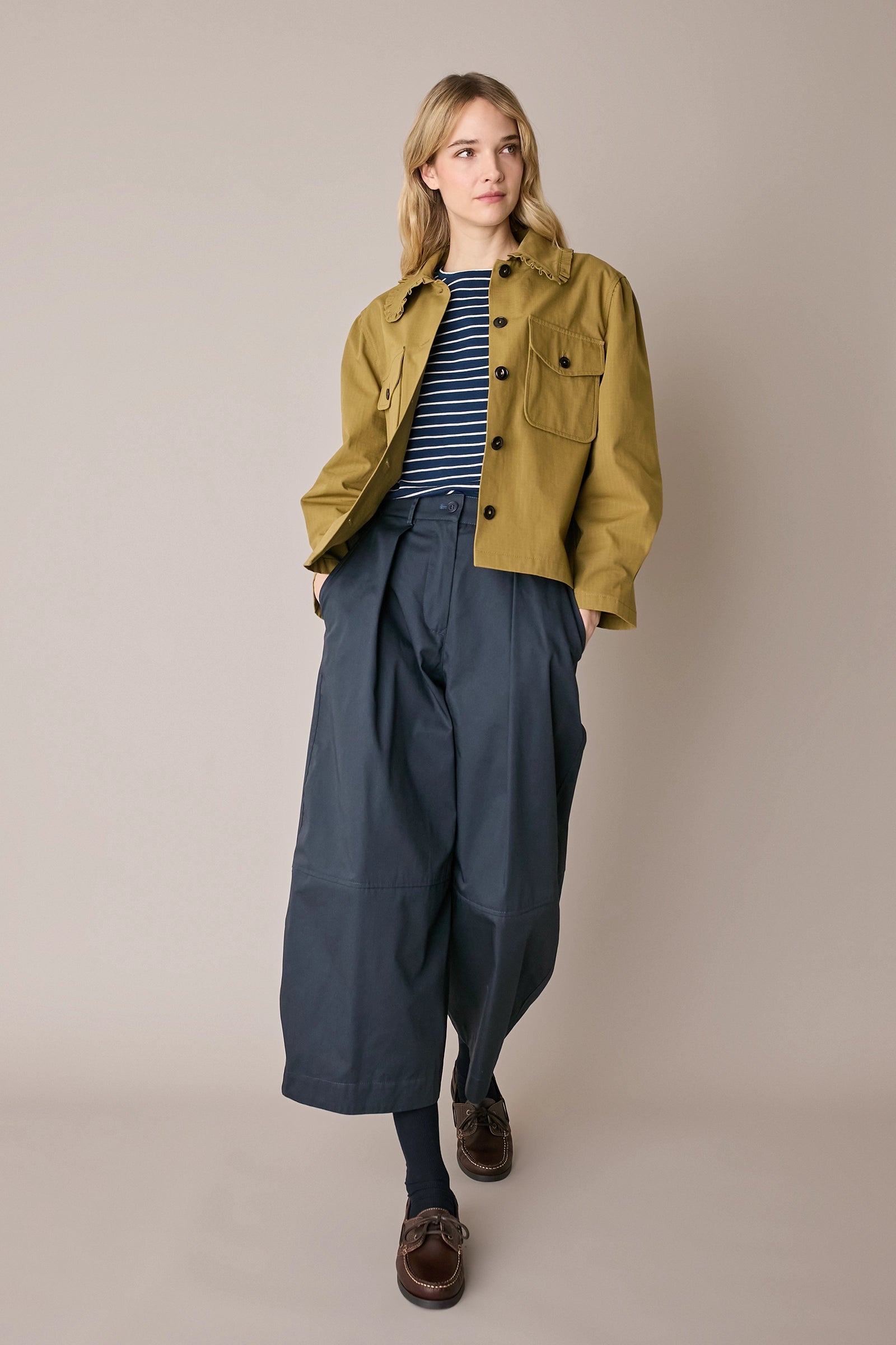 Ripstop cotton jacket with ruffled collar