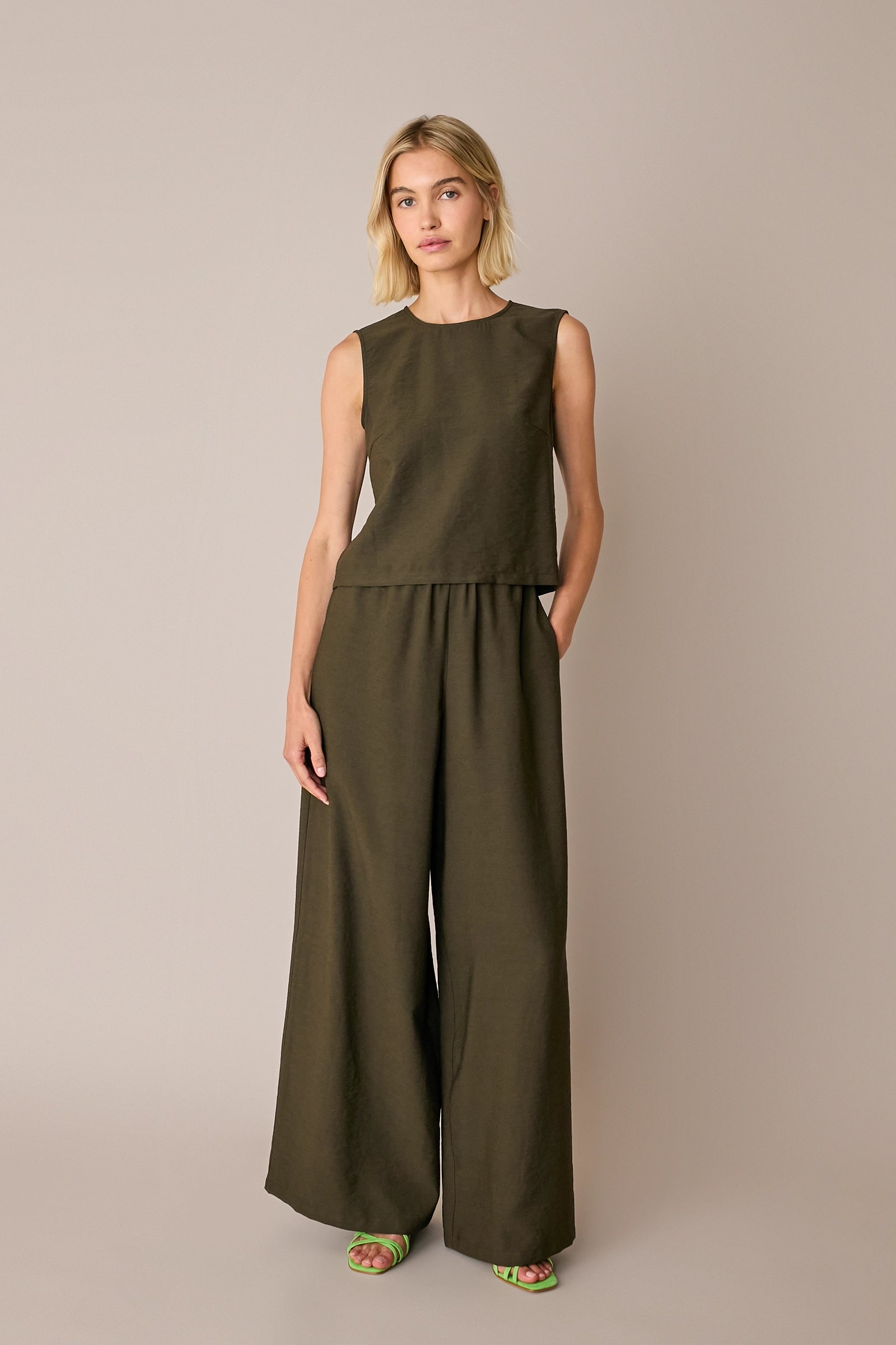 Relaxed co-ord set