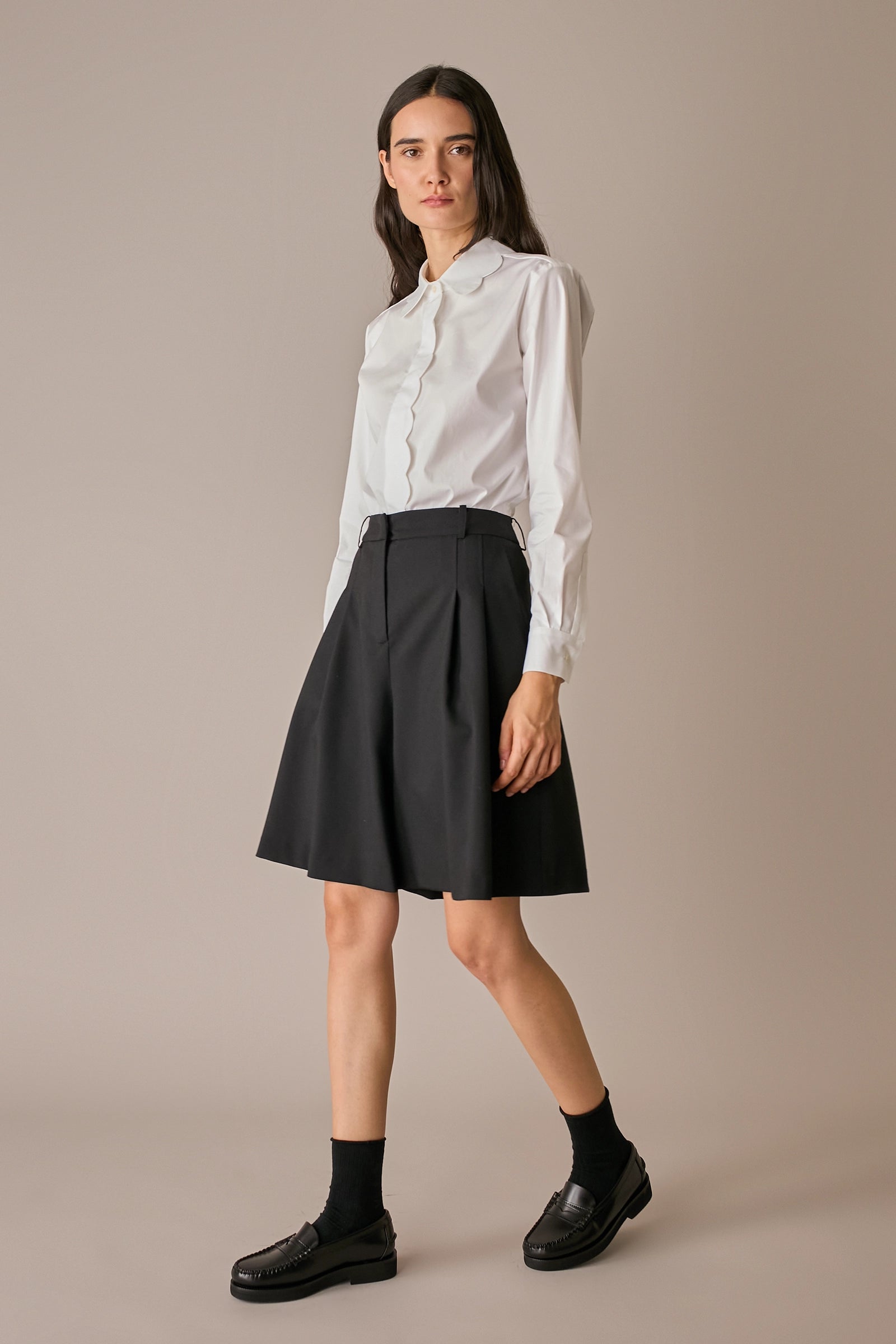 camicia magherita bianco, chiusura frontale nascosta