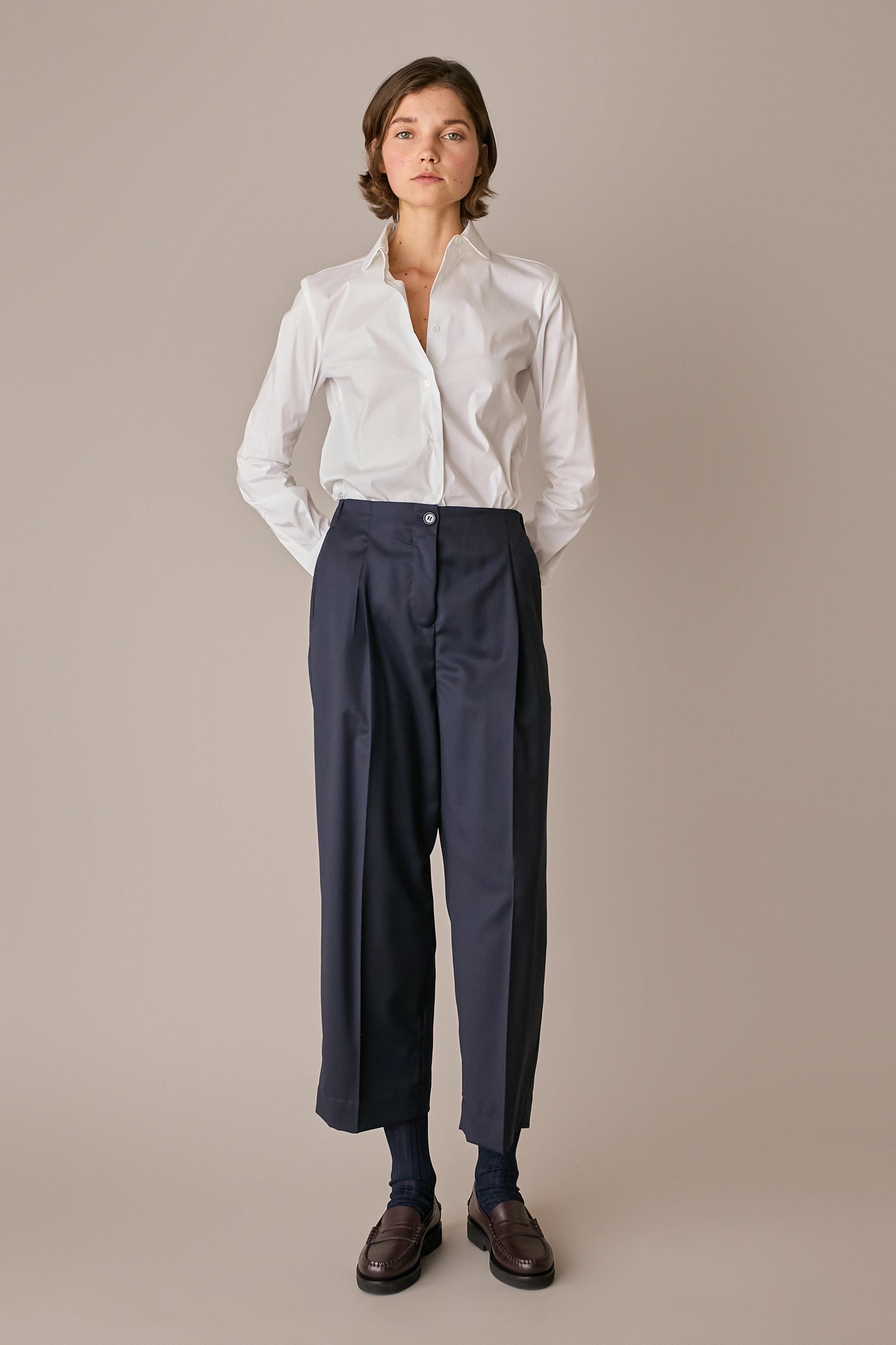 camicia in cotone stretch con colletto stondato, colletto stondato, bianco