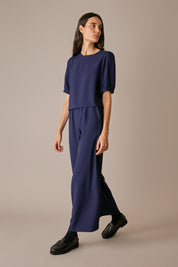top in crêpe con maniche corte blu navy, made in italy