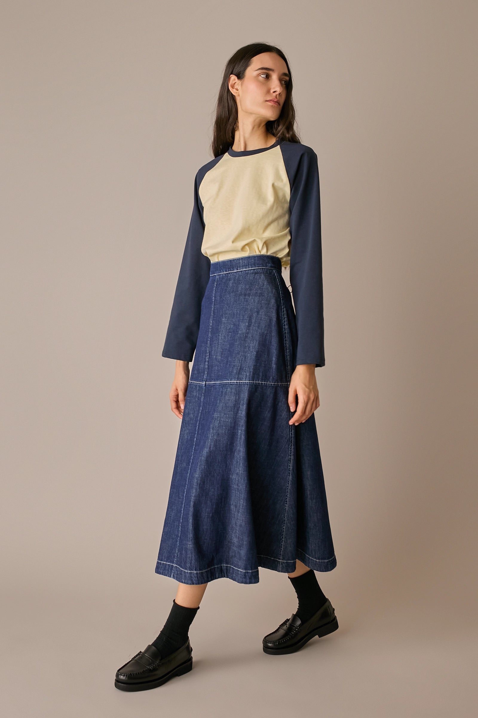 gonna lunga in denim, modello svasato a pannelli, denim blu