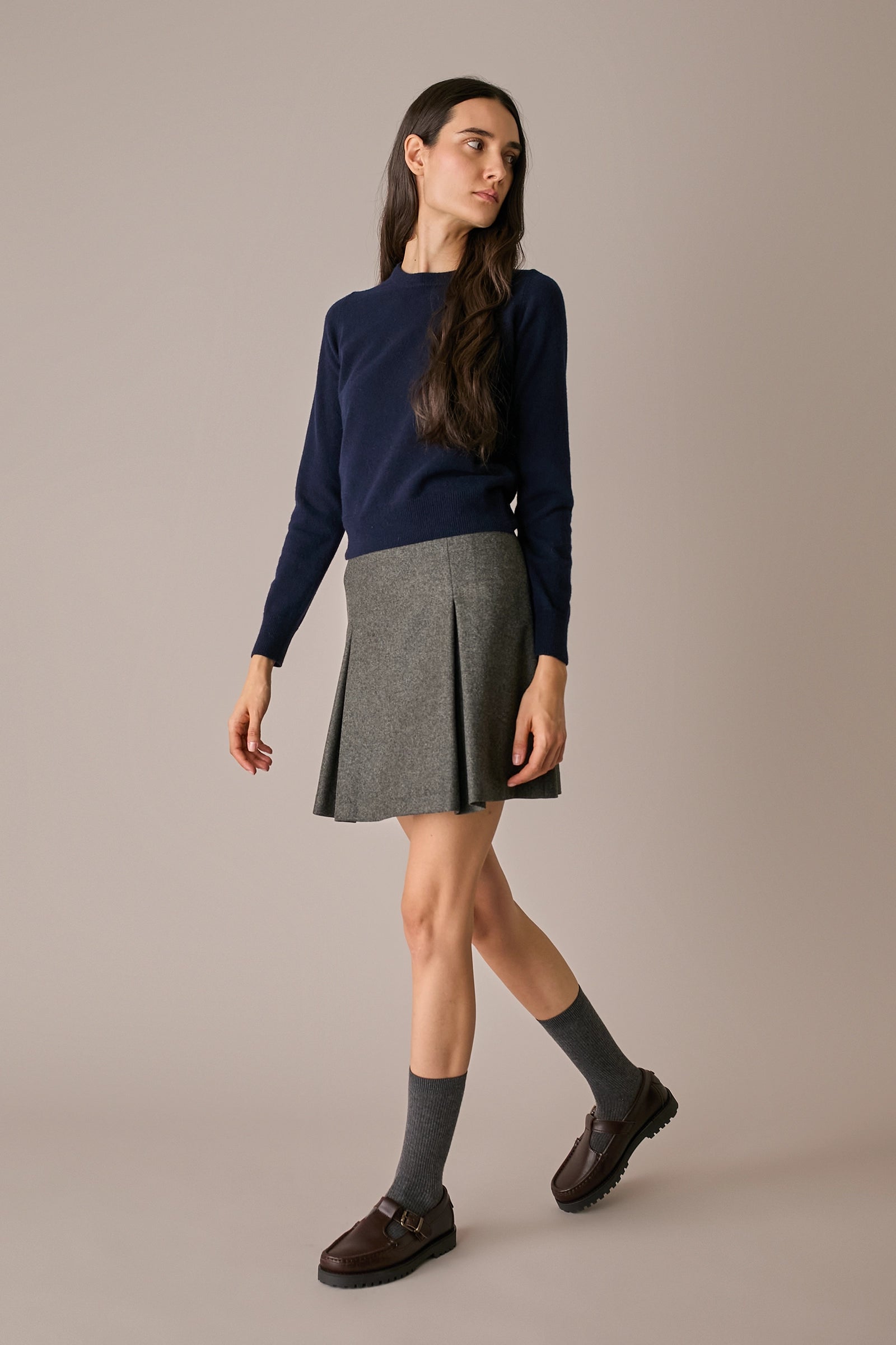 gonna in lana con martingale grigio scuro, chiusura con zip