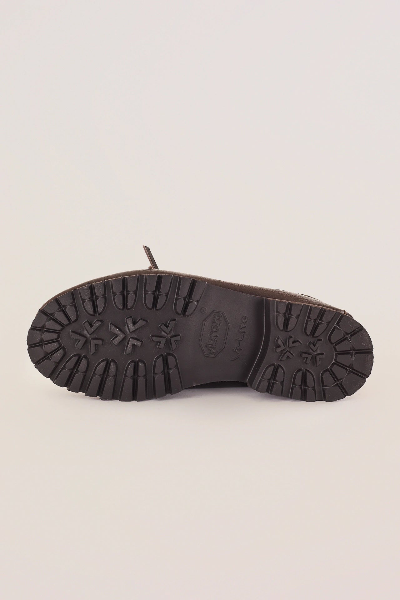 Lace-up loafers with Vibram sole