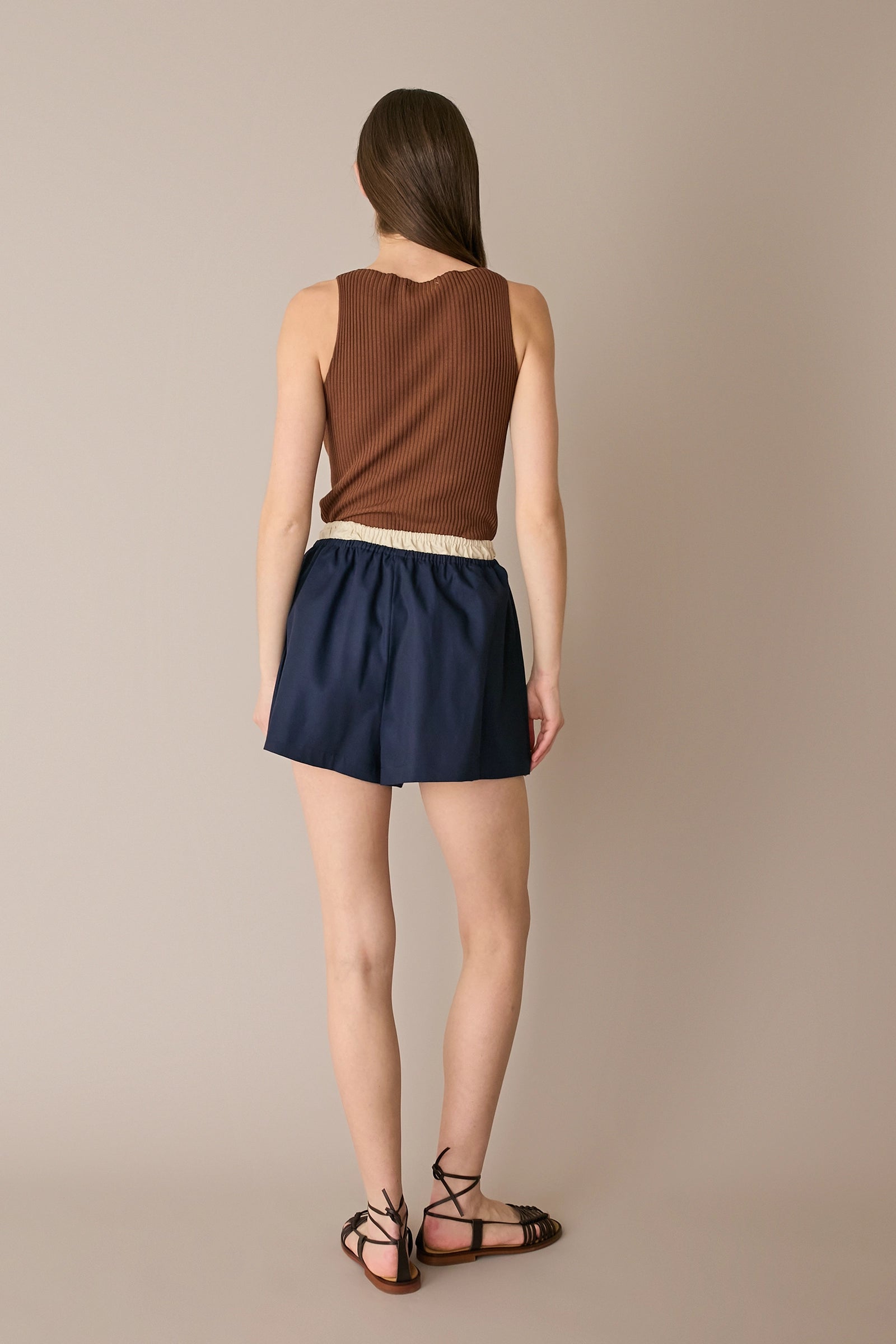Ribbed boat-neck top