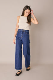 Ribbed boat-neck top