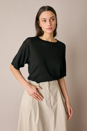 Maglia girocollo in cotone a mezze maniche