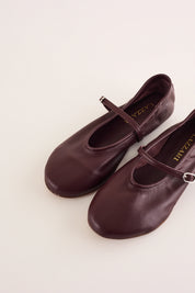 Ballerine in nappa con cinturino
