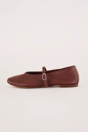 Ballerine in nappa con cinturino