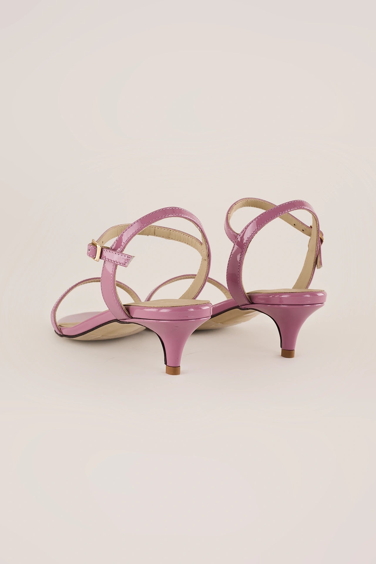Sandali con kitten heel