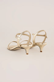 Sandali con kitten heel