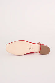 Square neckline slingback
