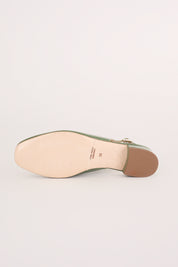 Square neckline slingback