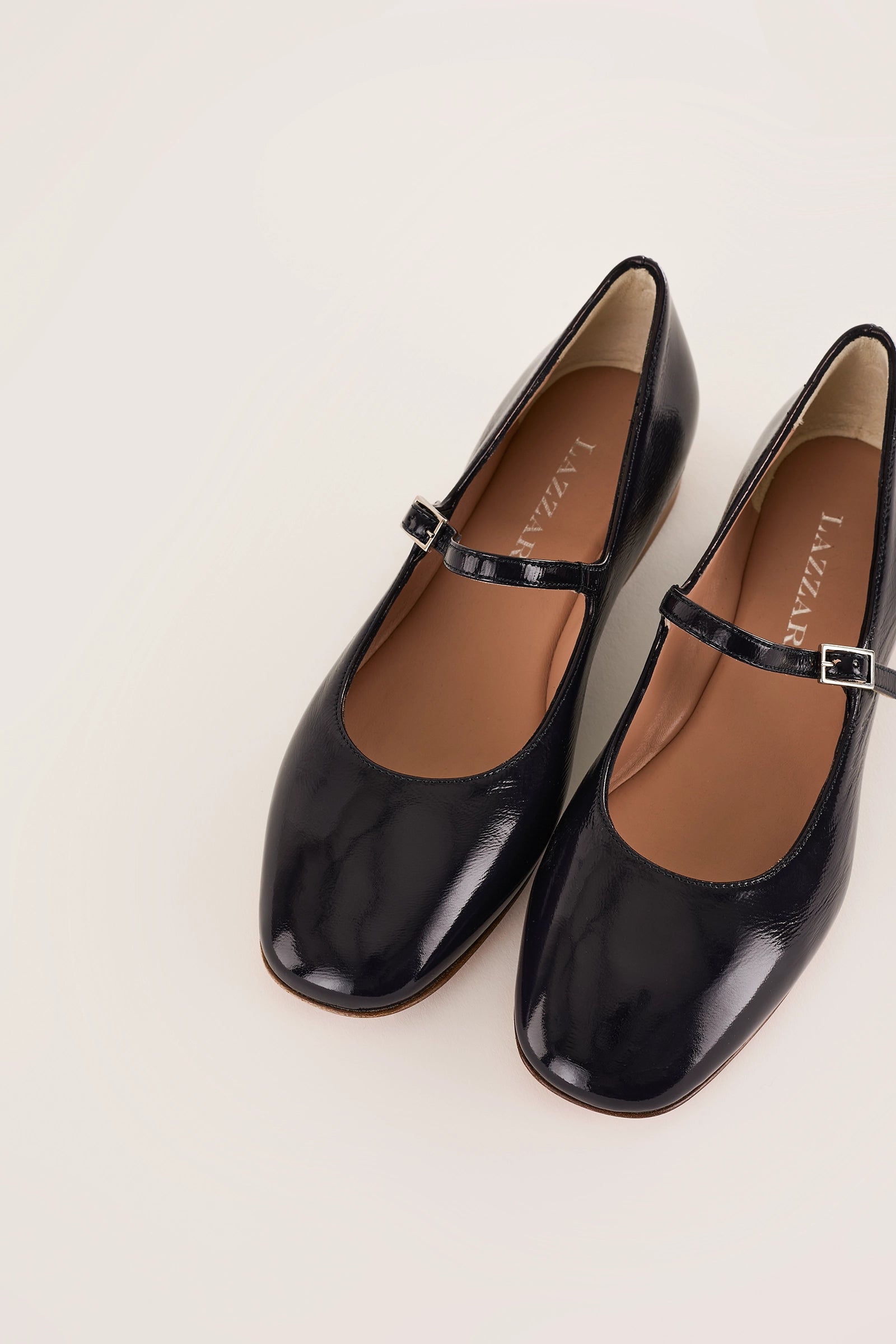 Patent leather round-toe Mary Janes