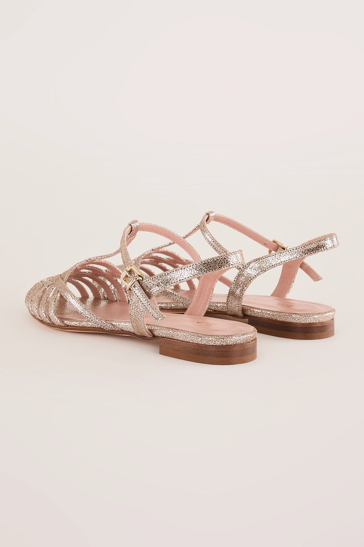 Fisherman sandals