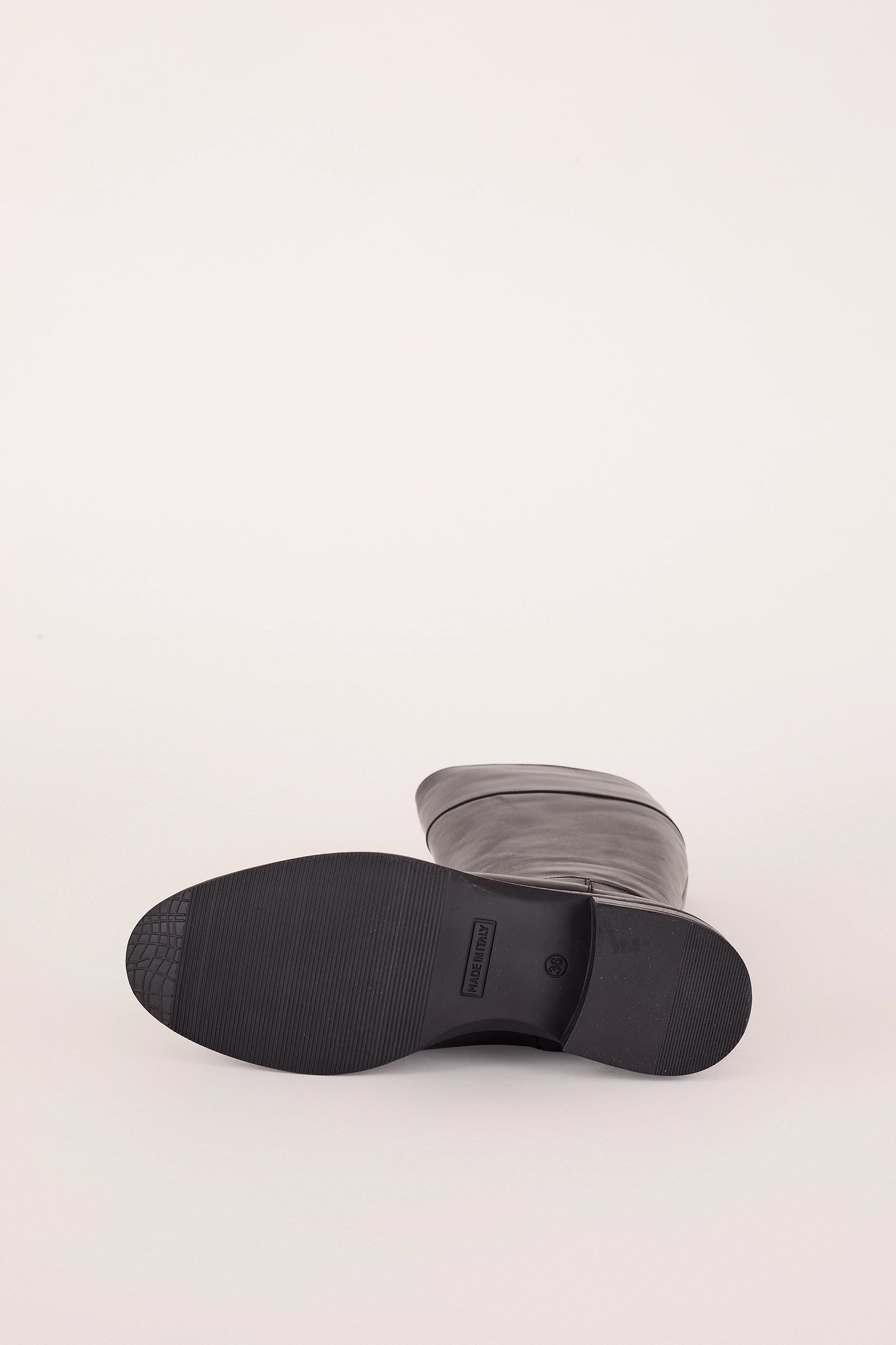 stivali cavallerizza con fondo in gomma nero, made in italy, vera pelle