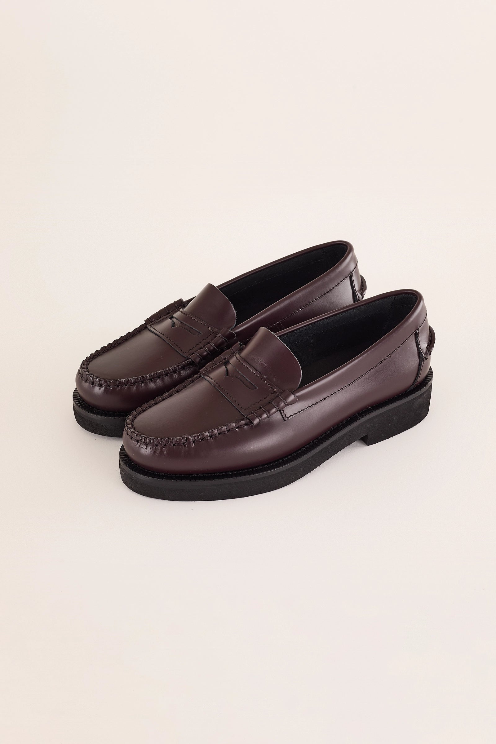 mocassini con suola in gomma leggera abrasivato bordeaux, pelle abrasivata