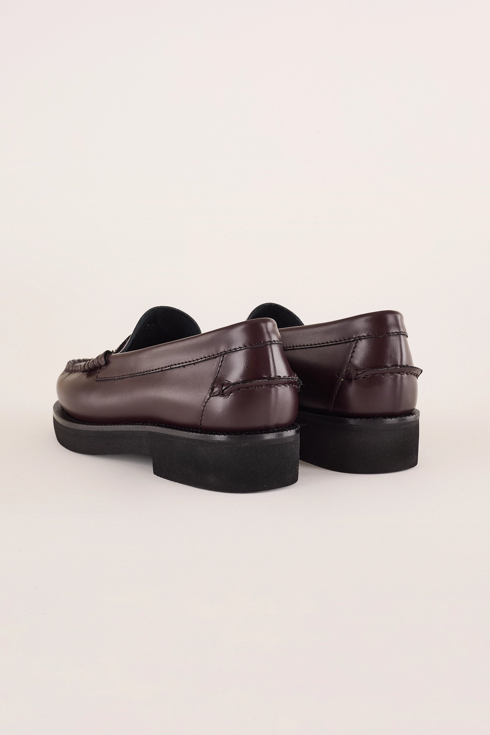 mocassini con suola in gomma leggera abrasivato bordeaux, vera pelle